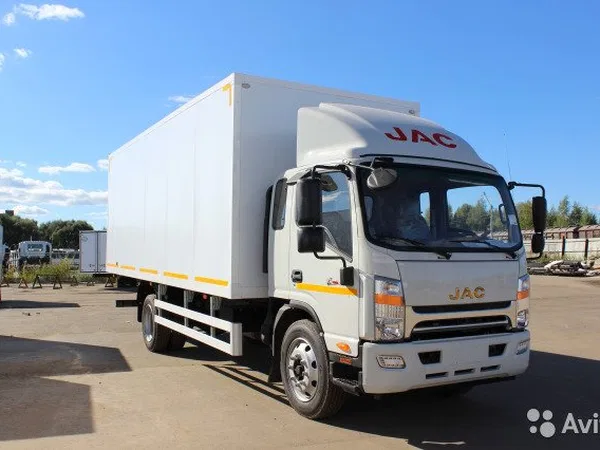 Грузовой фургон JAC N120