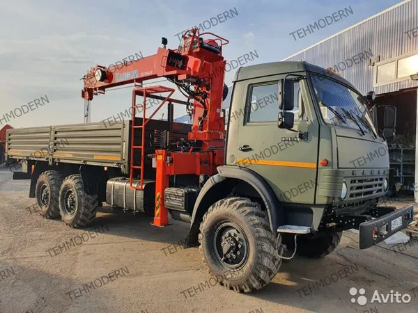 Бортовой грузовик с КМУ КамАЗ 43118 с КМУ Kanglim 1256