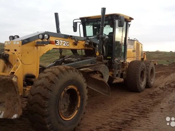 Автогрейдер John Deere 872G