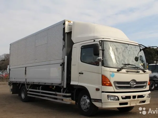 Грузовой фургон Hino Renger