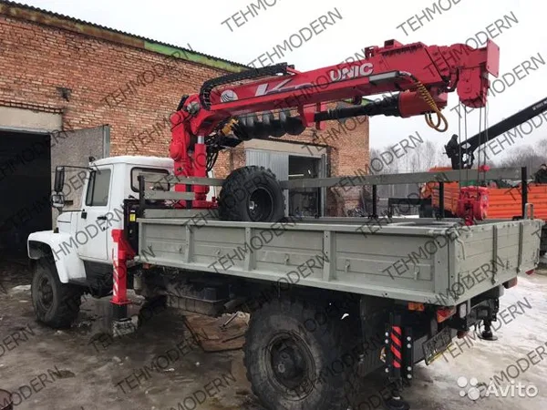 Бурильно-крановая машина Unic 374 на шасси ГАЗ 33088 Садко