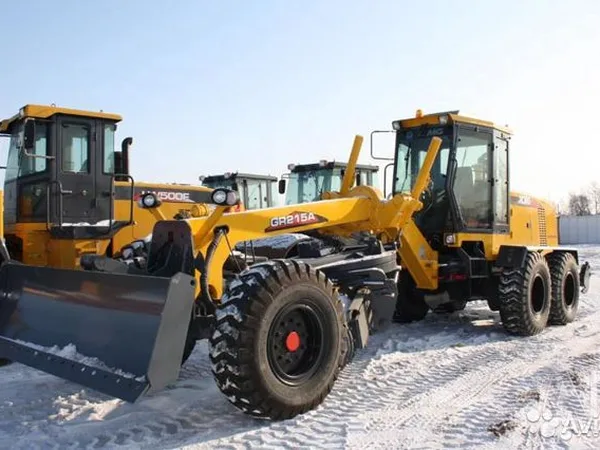 Автогрейдер XCMG GR215А