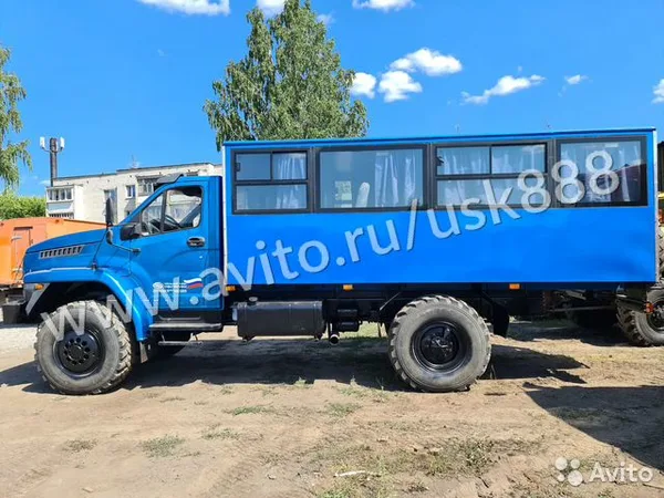 Вахтовый автобус УРАЛ Next 3255