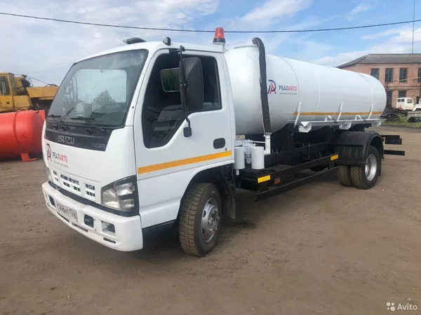 Ассенизатор Isuzu