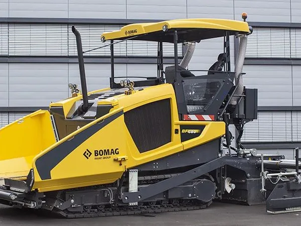 Асфальтоукладчик Bomag BF 600 C