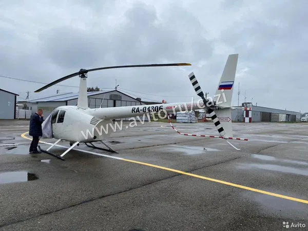 Вертолет Robinson R-44
