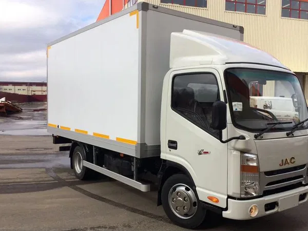Изотермический фургон JAC N56