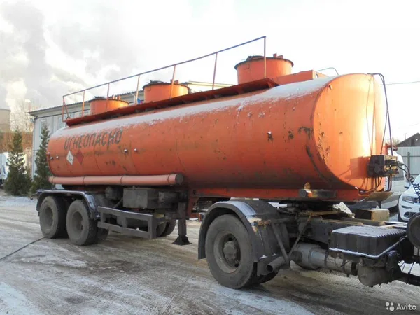 Полуприцеп бензовоз НефАЗ 96742-10