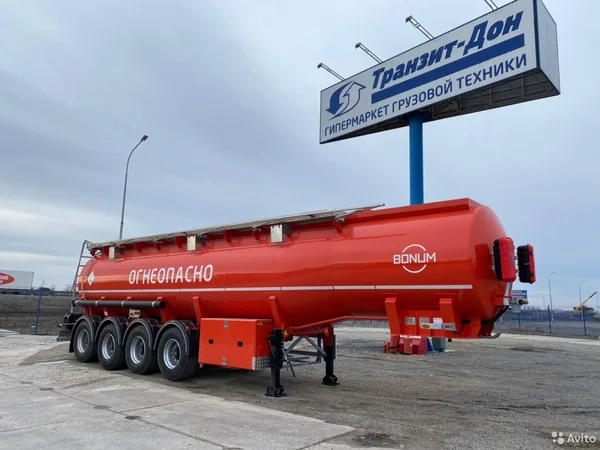 Полуприцеп бензовоз Bonum 32 м3 4 оси