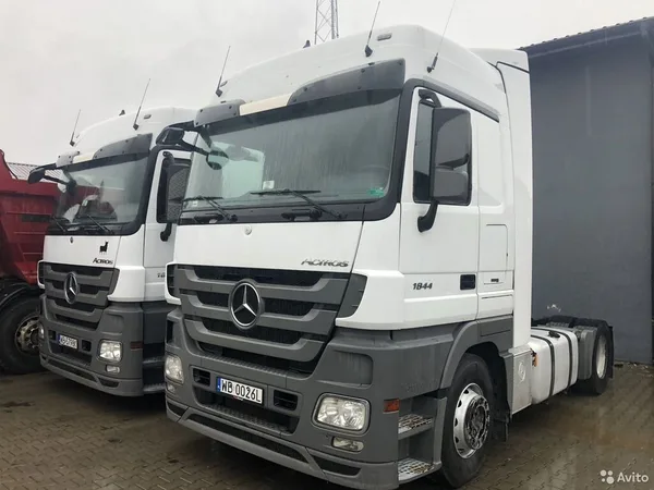 Седельный тягач Mercedes-benz Actros 1844 MP3