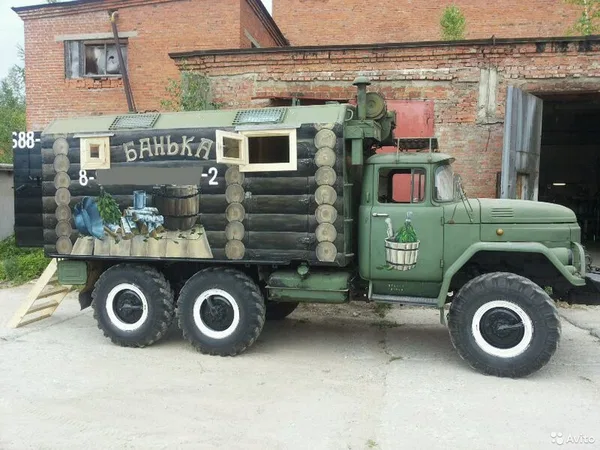 Транспортно-бытовая машина (ТБМ) ЗИЛ 131 автобаня