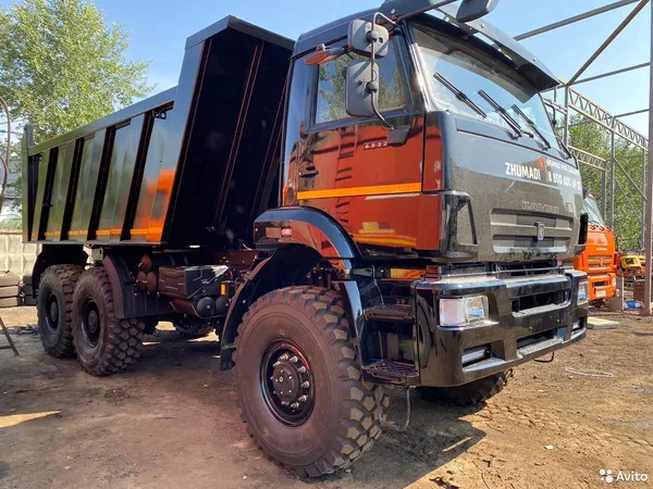 Самосвал КамАЗ 6522