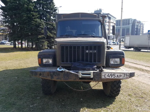 Колесный вездеход ГАЗ 3325 Егерь-II