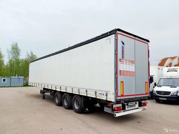 Тентованный полуприцеп Schmitz Cargobull
