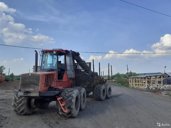 Форвардер Valmet 890.3