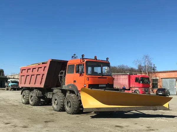 Комбинированная дорожная машина УРАЛ 542362 ВМКД