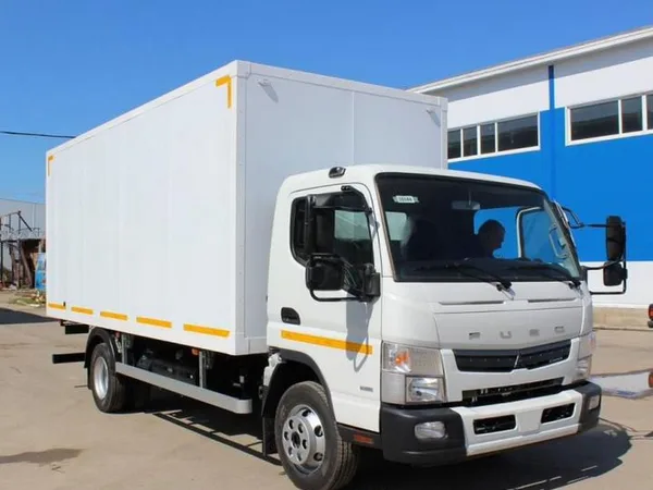 Промтоварный фургон Mitsubishi Fuso Canter TF