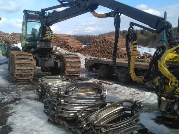 Колесный харвестер John Deere 1270D
