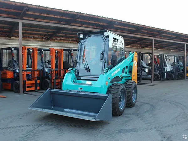 Мини-погрузчик Sunward SWL2820