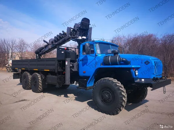 Бурильно-крановая машина УРАЛ 4320