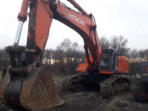 Карьерный (горный) экскаватор Hitachi ZX870LCH-3