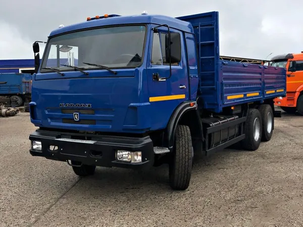 Бортовой грузовик КамАЗ 65115