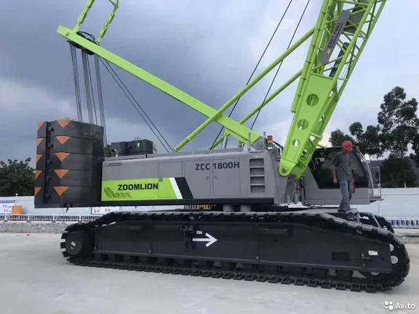Гусеничный кран Zoomlion ZCC180H