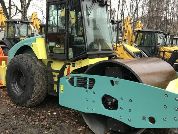 Грунтовый каток Ammann ASC 170D