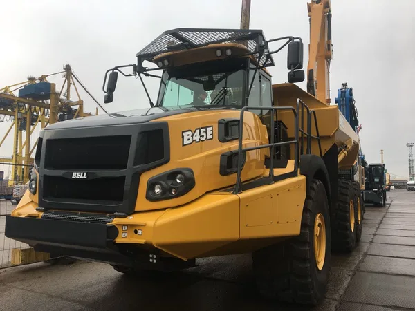Сочлененный самосвал BELL B45E