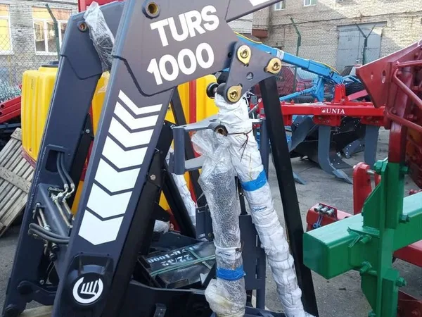 Навесной погрузчик (КУН) Сальсксельмаш TURS-1000