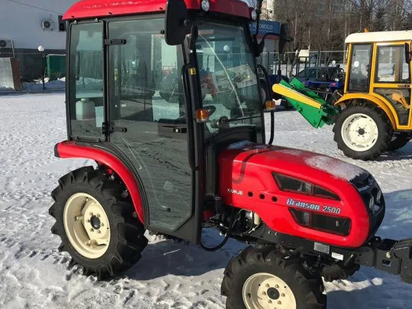 Мини-трактор Branson 2500