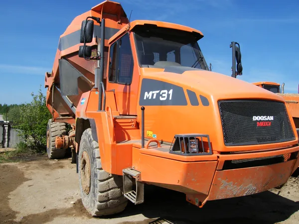 Сочлененный самосвал Moxy MT 31