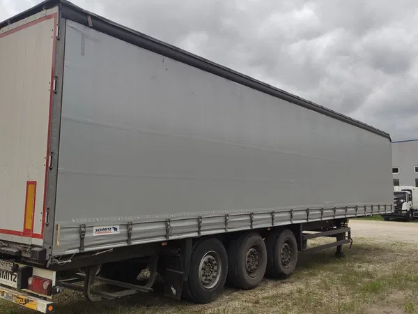 Тентованный полуприцеп Schmitz Cargobull