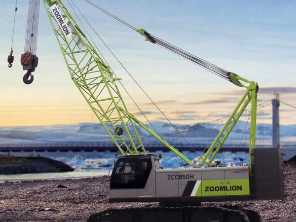 Гусеничный кран Zoomlion ZCC850H