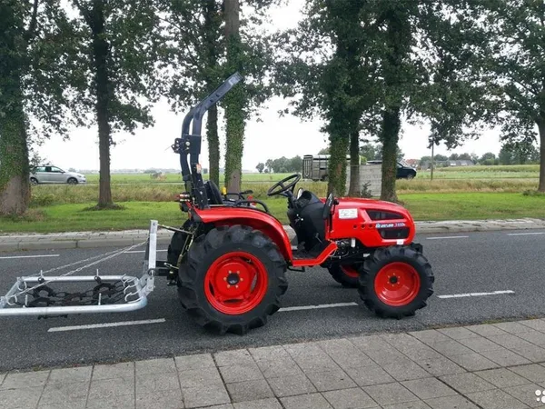 Мини-трактор Branson 3100H
