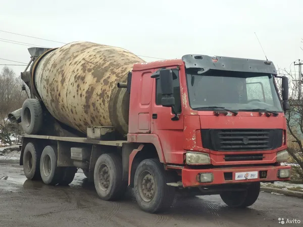 Автобетоносмеситель HOWO ZZ5327GJBN3647C