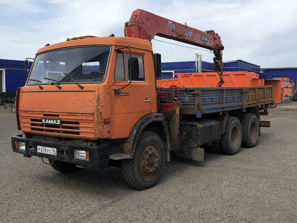 Бортовой грузовик с КМУ КамАЗ 53229