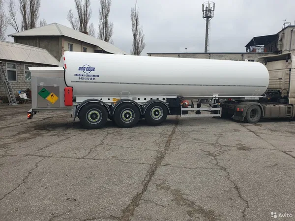 Полуприцеп газовоз LIN-LOX-LAR криогенный