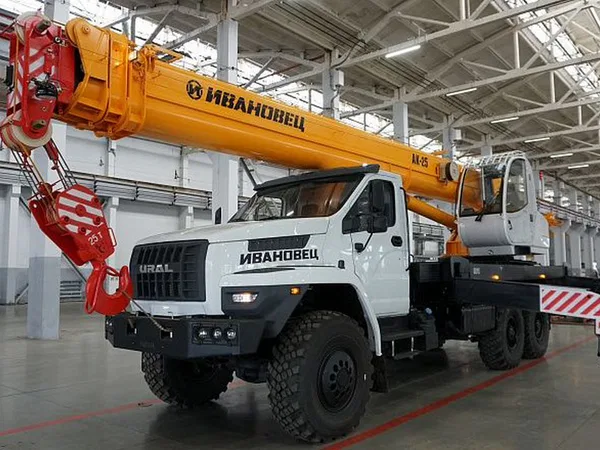 Автокран Ивановец КС-45717-2Р