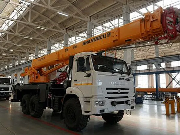 Автокран Ивановец КС-45717К-3Р