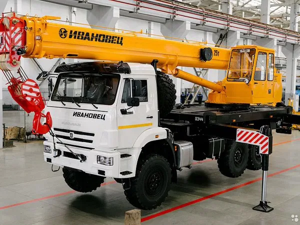Автокран Ивановец КС-45717К-3В на шасси КамАЗ 43118
