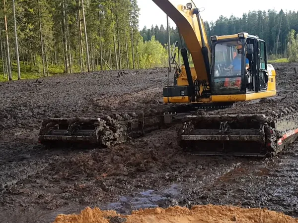 Понтонное шасси Swampking SK 450 SD