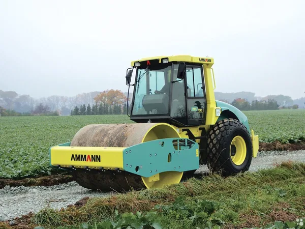 Грунтовый каток Ammann ASC 130D