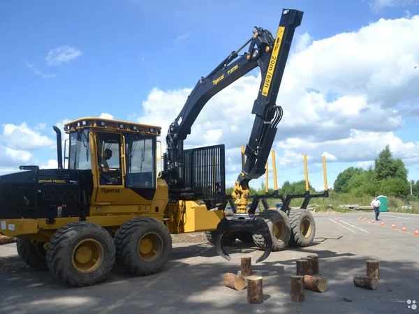 Форвардер Tigercat 1055