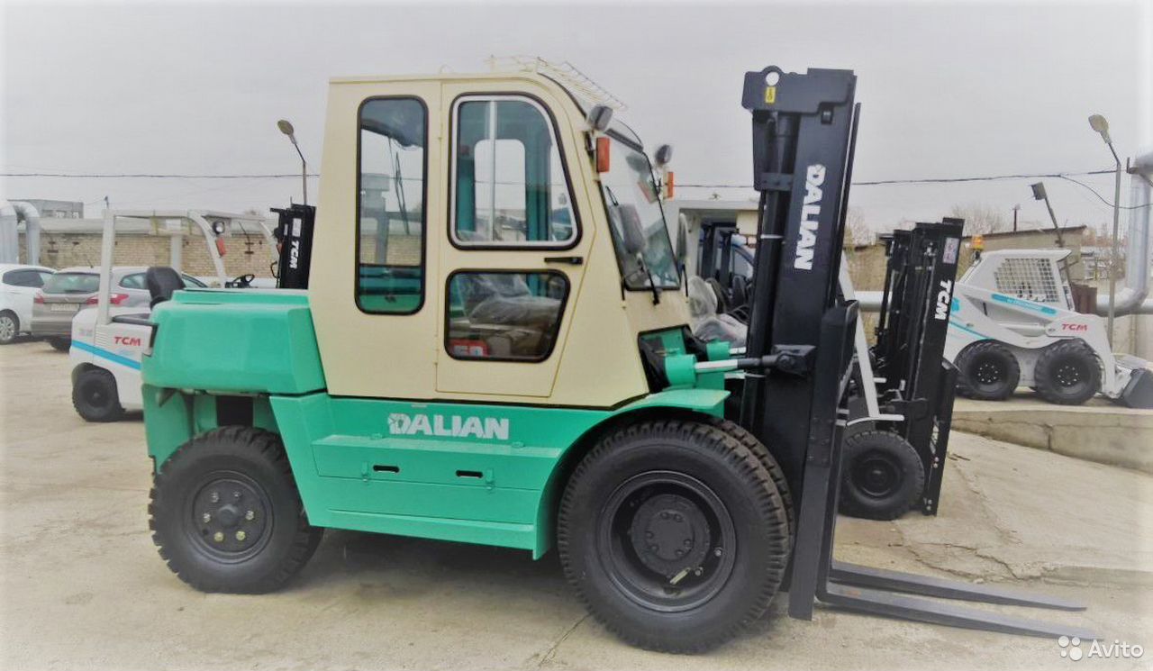 Вилочный погрузчик Dalian CPCD70AD