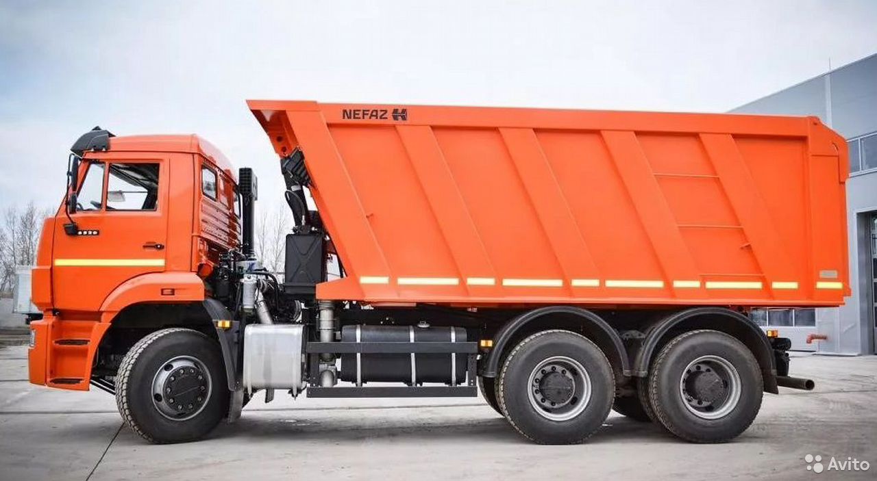 Самосвал КамАЗ 6520