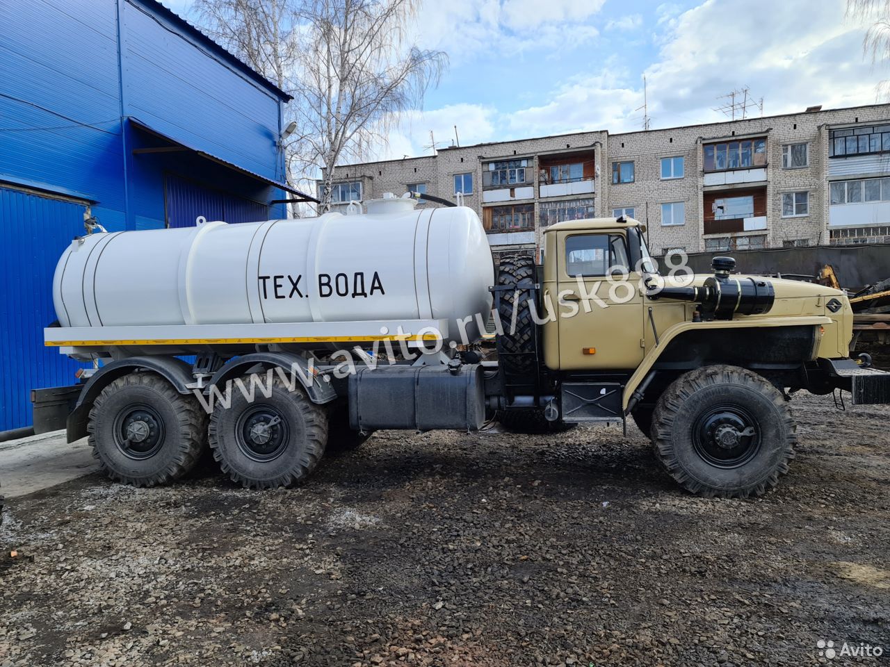 Ассенизатор УРАЛ МВ-10