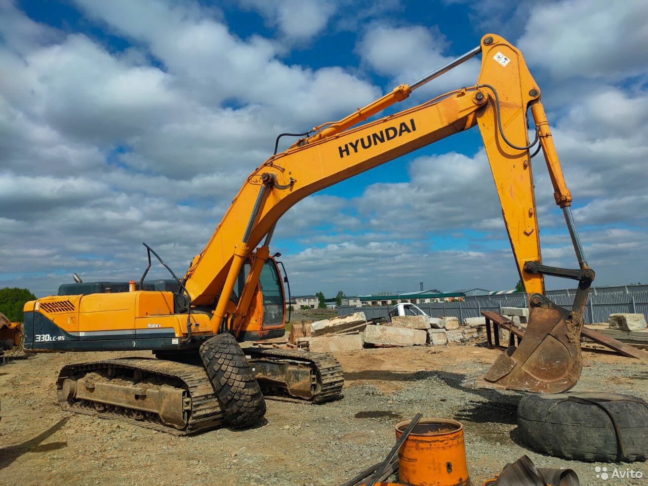 Гусеничный экскаватор Hyundai R330LC-9S