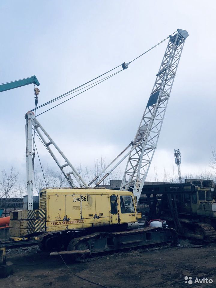 Гусеничный кран ЧМЗ ДЭК-361