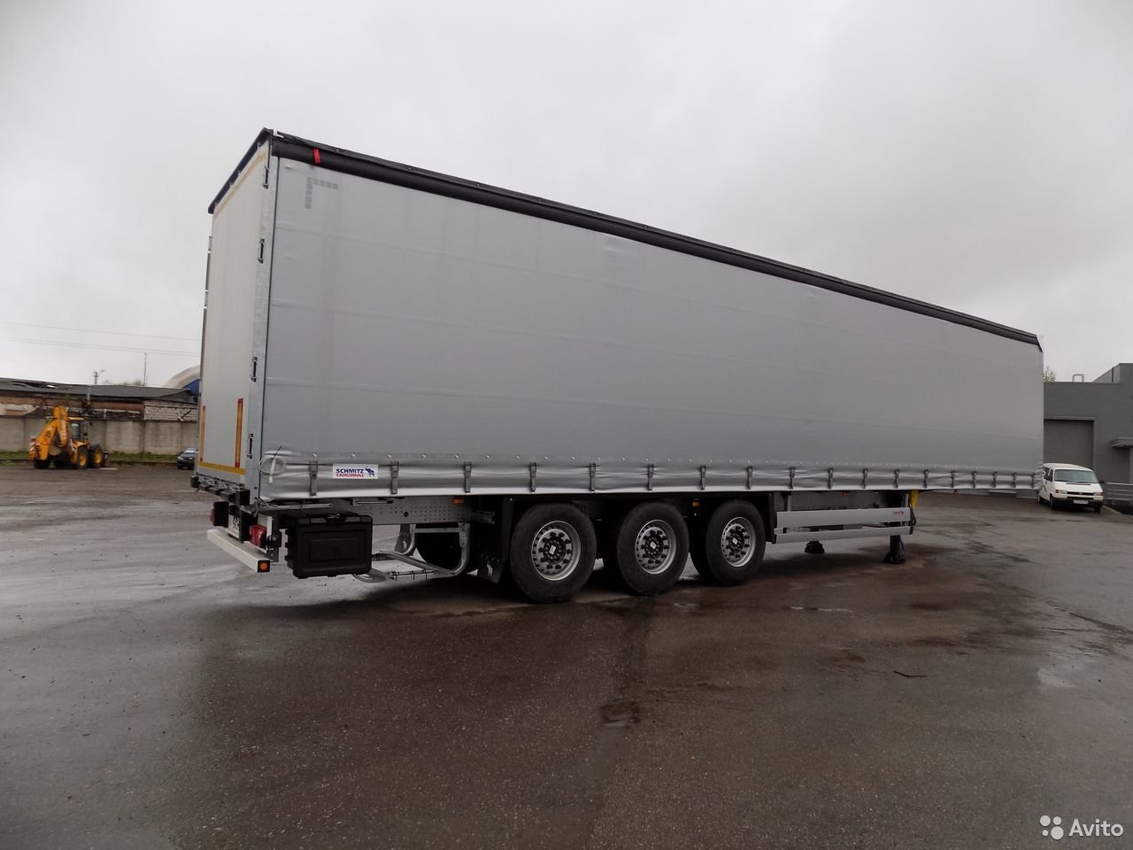 Тентованный полуприцеп Schmitz Cargobull 13,6м 3 оси